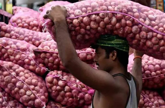 বাংলাদেশসহ ৪ দেশে পেঁয়াজ রপ্তানি করবে ভারত